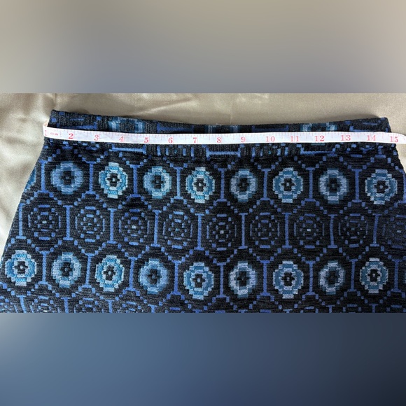 Zara‎ Black and Blue Geometric Mini Skirt - Picture 9 of 12